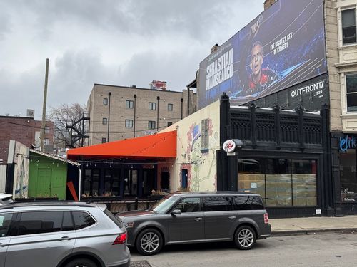 215 W North Ave, Chicago, IL, 60610-1224 | Card Image