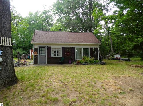 5294 Pinecrest Ln, Prescott, MI, 48756-9659 | Card Image