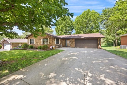 2103 Golfview Dr, Collinsville, IL, 62234-4835 | Card Image