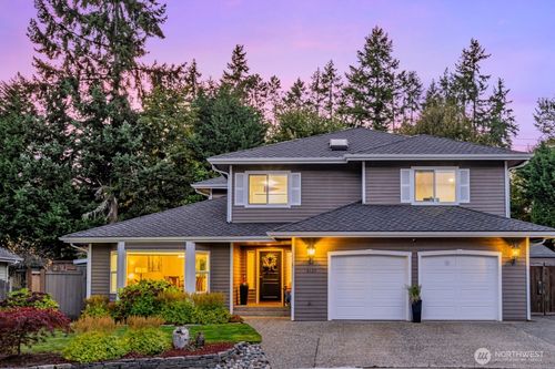 6121 140th Ct Ne, Redmond, WA, 98052-4668 | Card Image