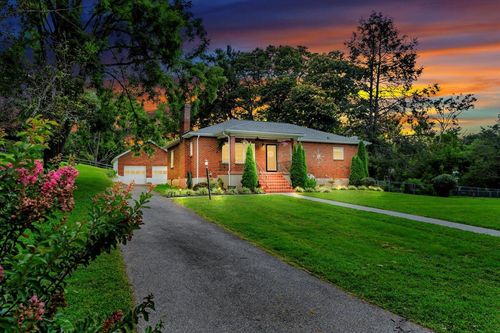 922 Hugh Ave, Roanoke, VA, 24019-4313 | Card Image