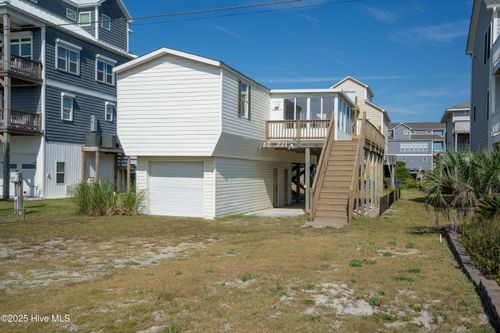 221 Topsail Rd, N Topsail Beach, NC, 28460-8244 | Card Image