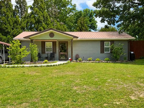 371 Brown Gap Cemetery Rd, Trenton, GA, 30752-4711 | Card Image