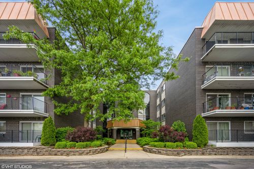 apt-209-9529 Bronx Ave, Skokie, IL, 60077-1363 | Card Image