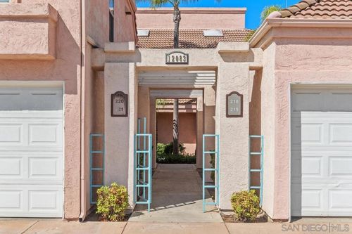 219-12083 Calle De Montana, El Cajon, CA, 92019 | Card Image
