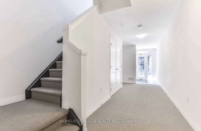 84 - 30 Times Square Blvd, House attached with 3 bedrooms, 3 bathrooms and 1 parking in Hamilton ON | Image 4