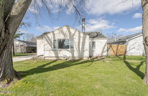 29471 Harriet St, Millbury, OH, 43447-9626 | Card Image