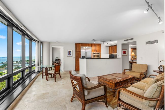 APT-3204 - 1330 Ala Moana Blvd, Condo with 2 bedrooms, 2 bathrooms and 2 parking in Honolulu HI | Image 6