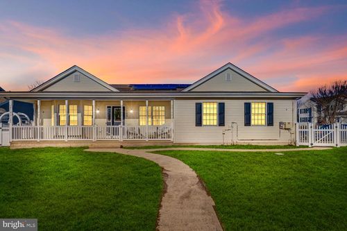 148 Compass Rd, Manahawkin, NJ, 08050-1220 | Card Image