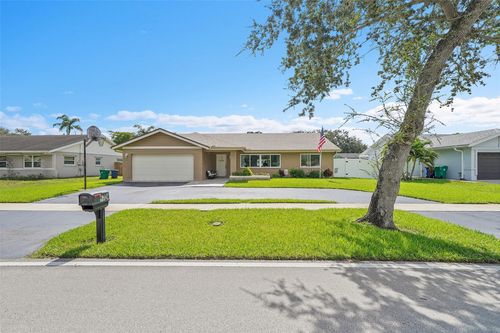 5724 Sw 118th Ave, Cooper City, FL, 33330-4176 | Card Image