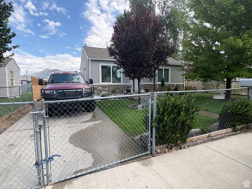 40 W 750 N, Orem, UT, 84057-3834 | Card Image