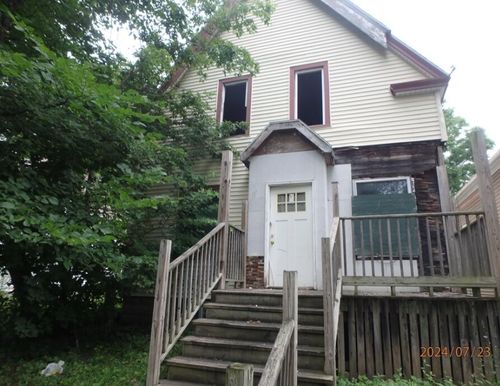 2514 N 36th St, Milwaukee, WI, 53210-3041 | Card Image