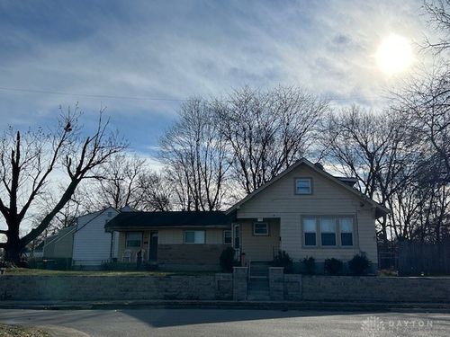 930 Morse Ave, Dayton, OH, 45420-2326 | Card Image