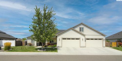 8598 W 11th Ave, Kennewick, WA, 99338-1344 | Card Image