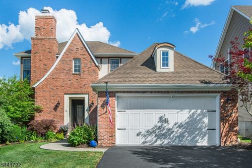 14 Bluffs Ct, Hamburg, NJ, 07419-1525 | Card Image