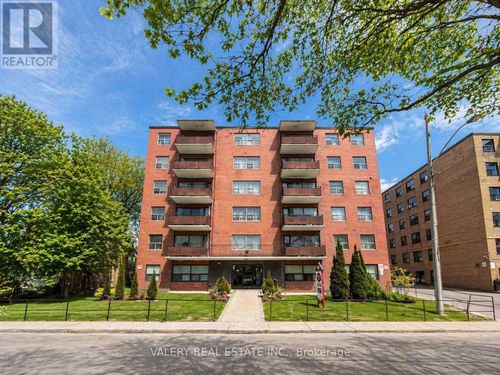 304-11 Glenburn Avenue, Toronto (O'Connor-Parkview), ON, M4B2X1 | Card Image