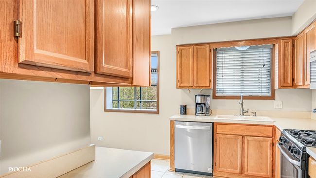 APT-302 - 457 Valley Dr, Condo with 2 bedrooms, 2 bathrooms and 2 parking in Naperville IL | Image 10