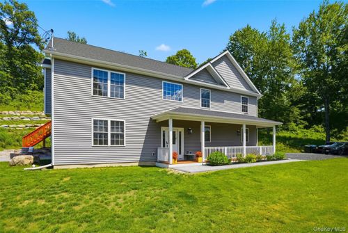 110 N Drury Ln, Newburgh, NY, 12550-2327 | Card Image
