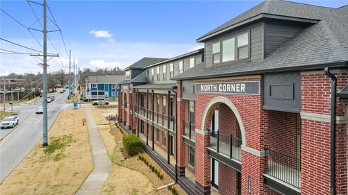 302-1115 N Leverett Ave, Fayetteville, AR, 72703-1726 | Card Image