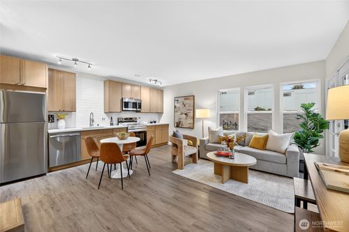 apt-303-6547 42nd Ave Sw, Seattle, WA, 98136-3201 | Card Image