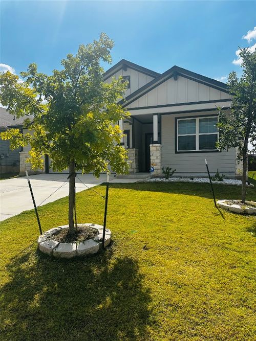 94 Barton Creek Ln, Hutto, TX, 78634-2324 | Card Image