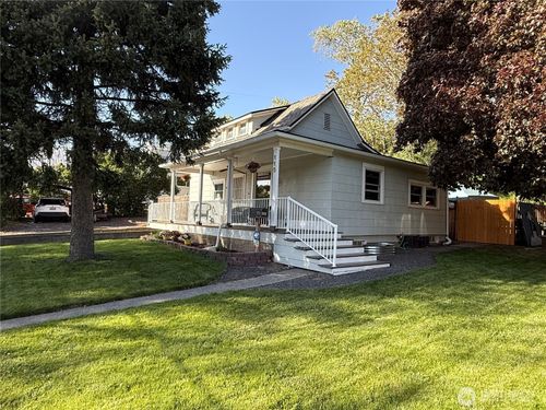 115 S 4th St, Dayton, WA, 99328-1409 | Card Image