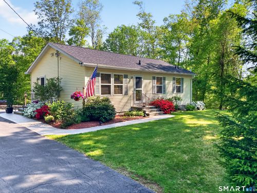 11 Providence New London Tpke, North Stonington, CT, 06359-1626 | Card Image