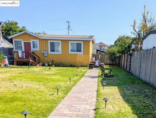 720 Alamo Ave, Richmond, CA, 94801-1834 | Card Image
