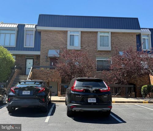 1-1605 S Hayes St, ARLINGTON, VA, 22202-5551 | Card Image