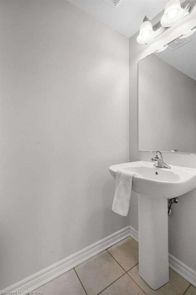 133 Ludolph St, Townhouse with 3 bedrooms, 3 bathrooms and 2 parking in Kitchener ON | Image 22