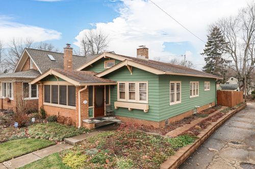 328 Ridgeview Dr, Indianapolis, IN, 46219-6127 | Card Image