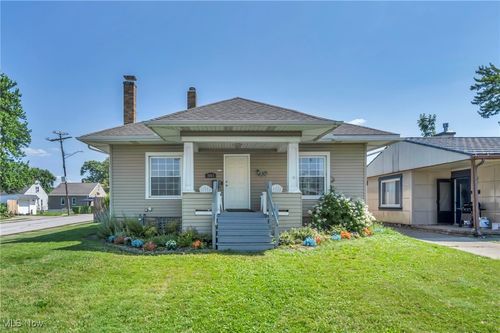 3303 Tuxedo Ave, Parma, OH, 44134-1236 | Card Image