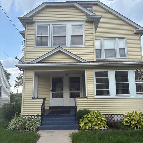 22 Arlington St, Hartford, CT, 06106-4003 | Card Image