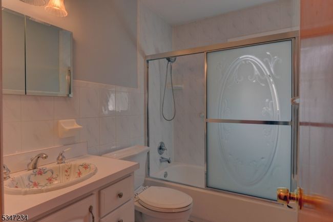 160 Jerome Ave, House other with 2 bedrooms, 1 bathrooms and null parking in Paramus NJ | Image 14