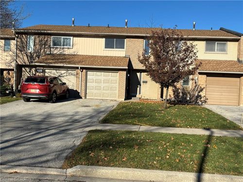 41-1532 Lancaster Dr, Oakville, ON, L6H2Z3 | Card Image