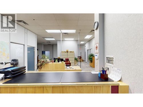 10039 100 St, Fort St John, BC, V1J3Y5 | Card Image