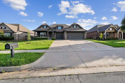 17409 44th St, Tulsa, OK, 74134-6016 | Card Image