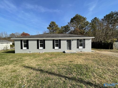 4002 Offutt Ct Nw, Huntsville, AL, 35810-1936 | Card Image