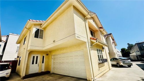 18336 Keswick St, Reseda, CA, 91335-2044 | Card Image