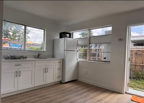 apt-1-481 E 31st St, Hialeah, FL, 33013-3366 | Card Image