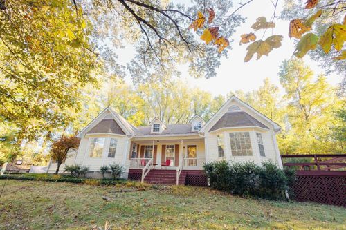 705 Melanie Ln, Munford, TN, 38058-4275 | Card Image