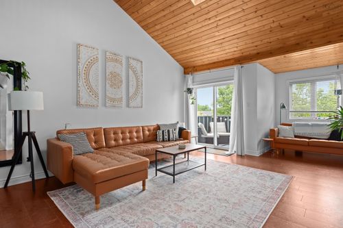 411-2 Lombardy Lane, Dartmouth, NS, B2X3E4 | Card Image