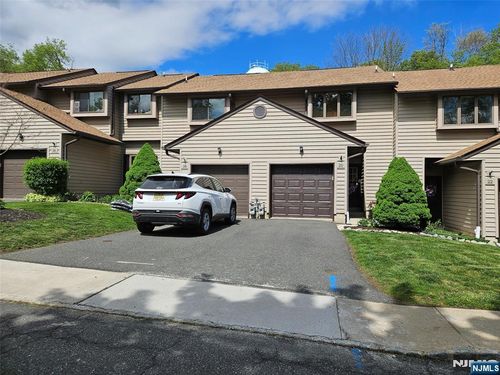 20 Eagle Dr, Newton, NJ, 07860-1460 | Card Image