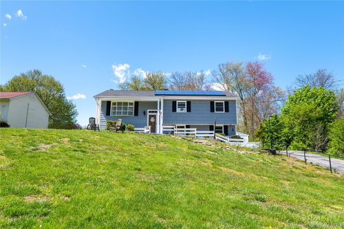 36 Quarry Dr, Wappingers Falls, NY, 12590-3034 | Card Image