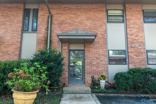 2226 Colony Drive, Huntsville, AL, 35802 | Card Image