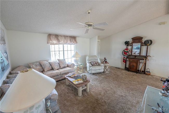 Living Room | Image 12