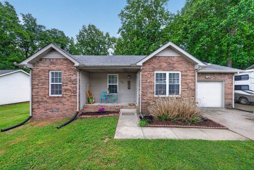 628 Ashley Oaks Dr, Clarksville, TN, 37042-6180 | Card Image