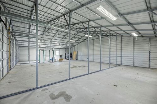 324 N Osborne St, Iola, KS, 66749-7057 | Card Image