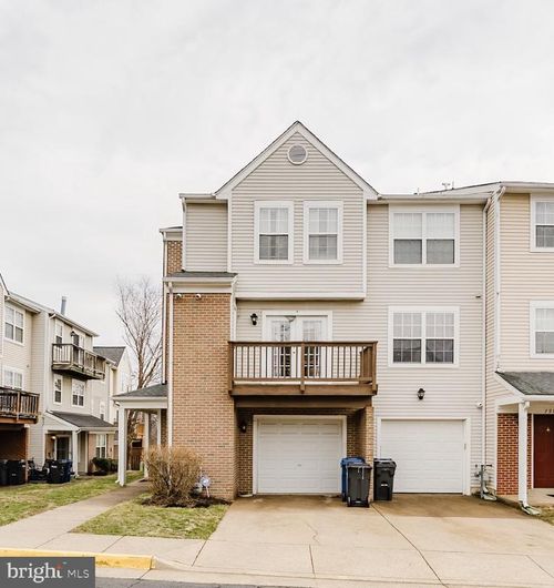 7985 Coachcrest Ct, MANASSAS, VA, 20109-7613 | Card Image
