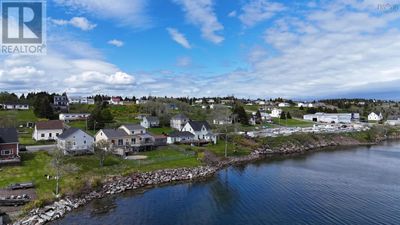 740 Veterans Memorial Dr, House other with 5 bedrooms, 2 bathrooms and null parking in Arichat NS | Image 2